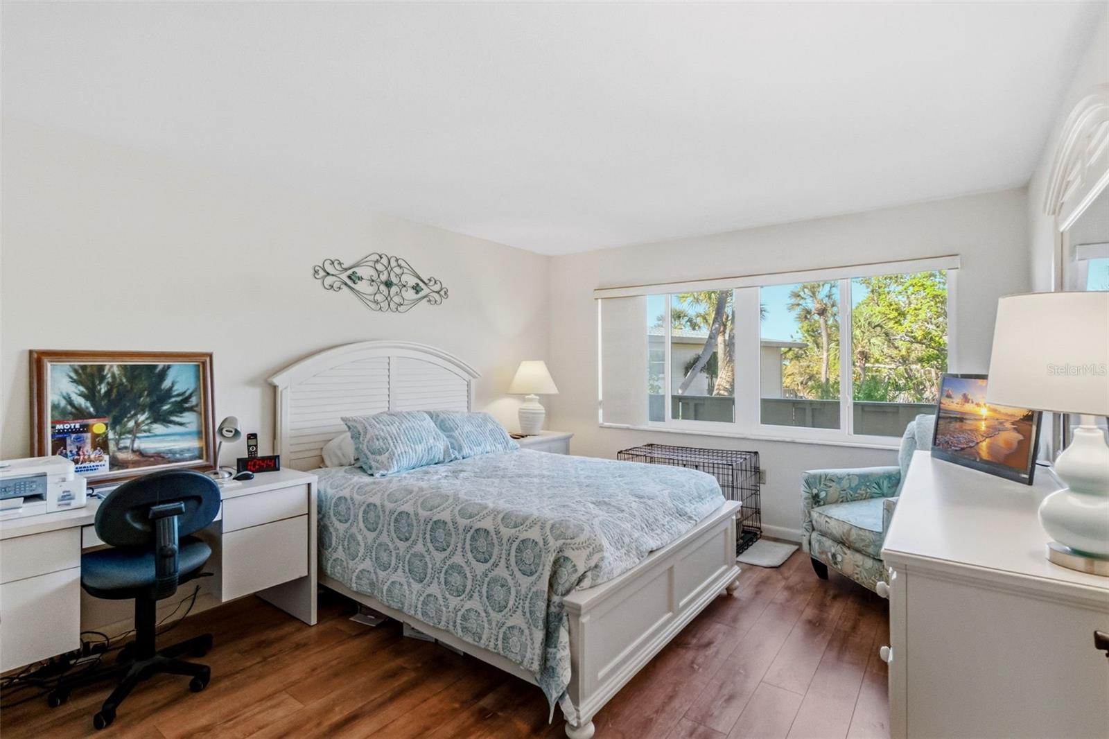 WHITNEY BEACH - Residential