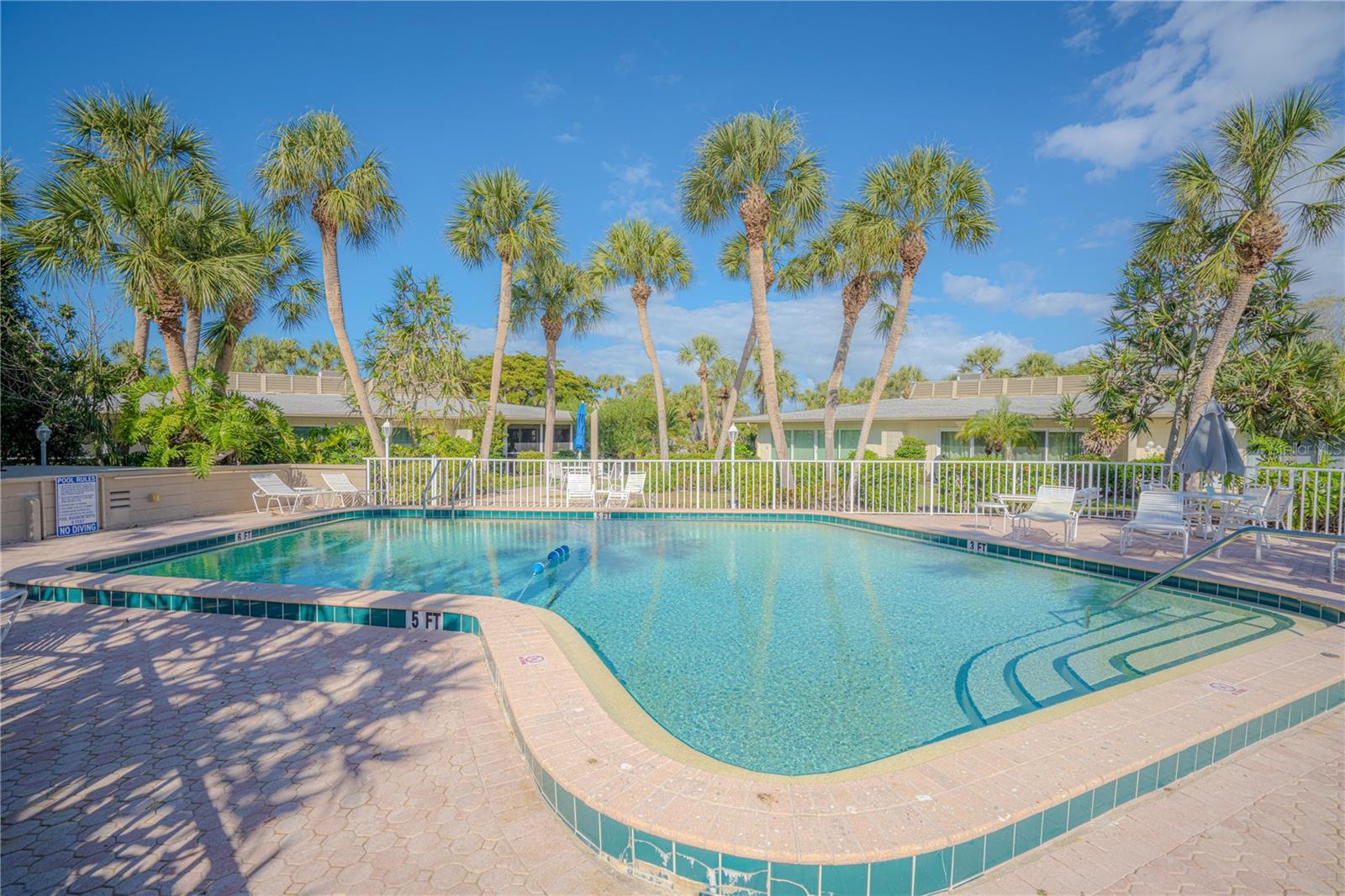 WHITNEY BEACH - Residential