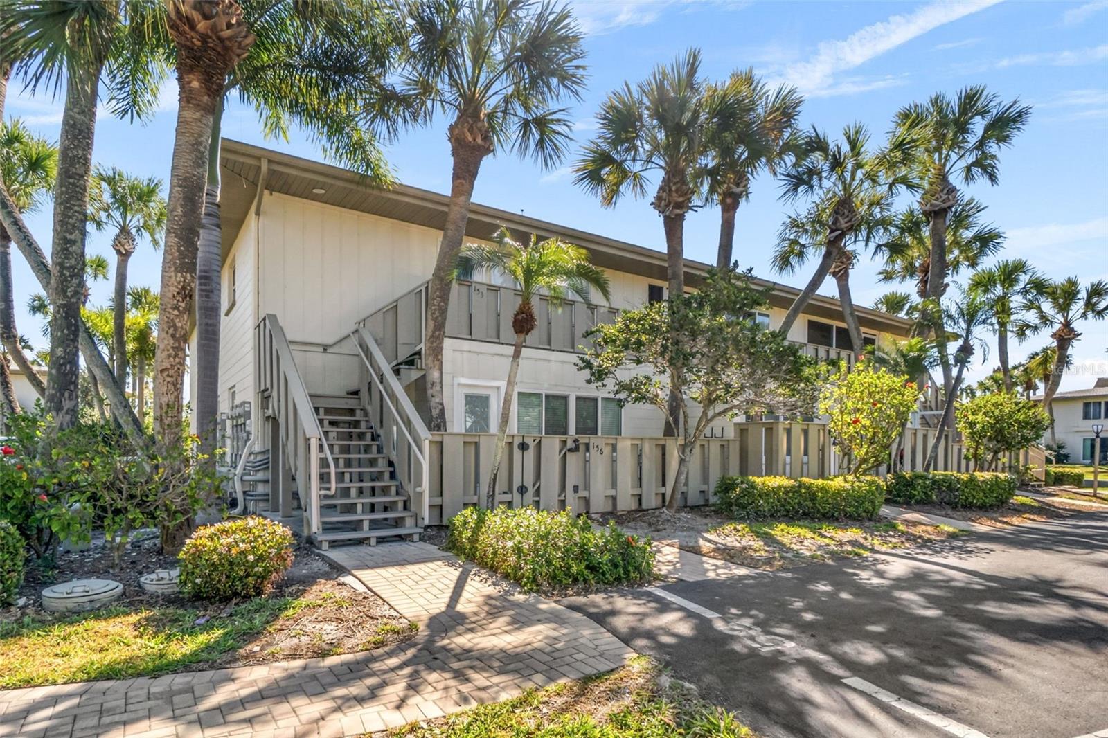 WHITNEY BEACH - Residential