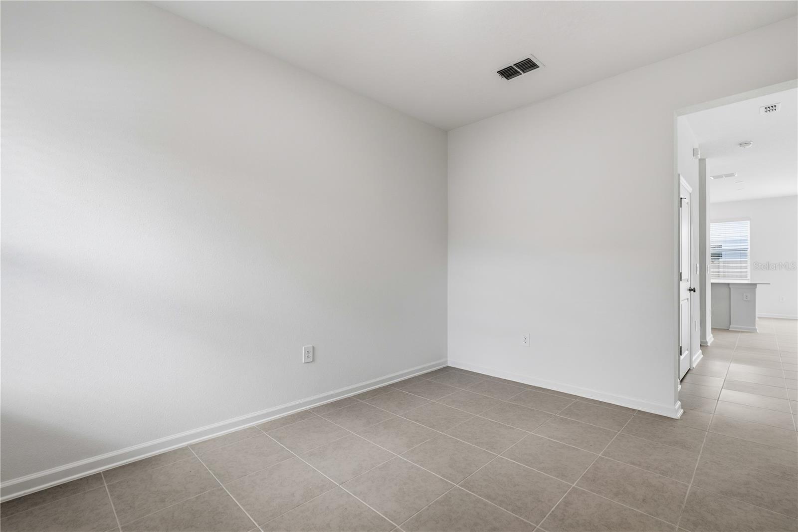 WESTVIEW 22 TH - Residential Lease