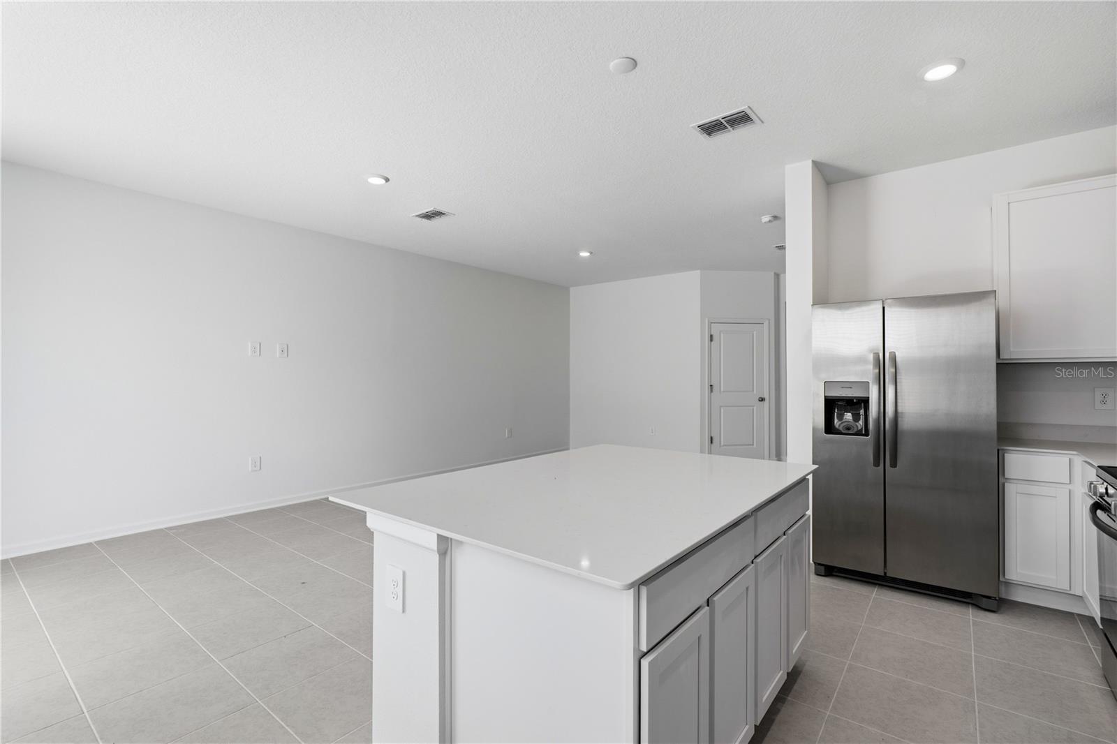 WESTVIEW 22 TH - Residential Lease