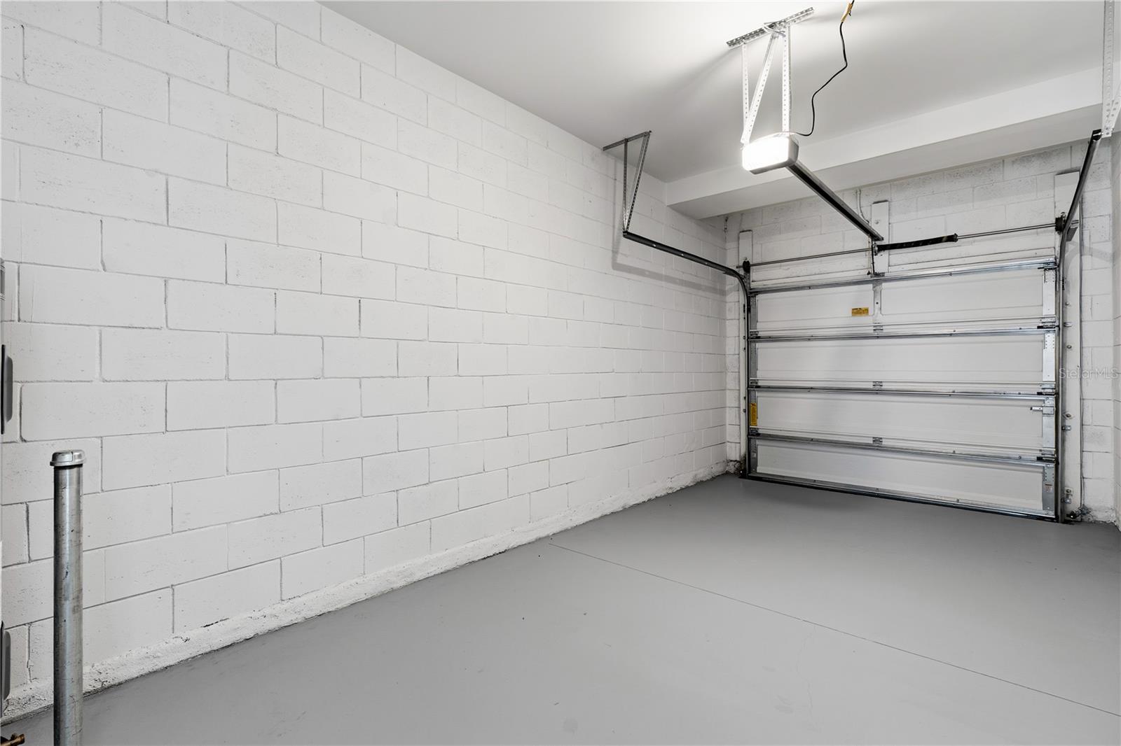 WESTVIEW 22 TH - Residential Lease