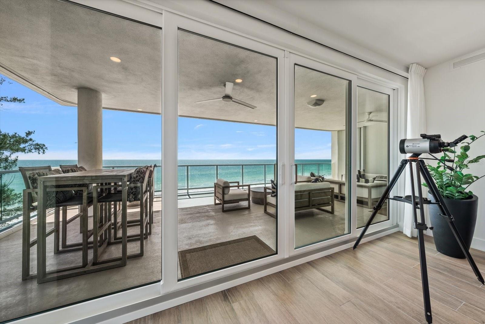ONELLA CONDO - Residential