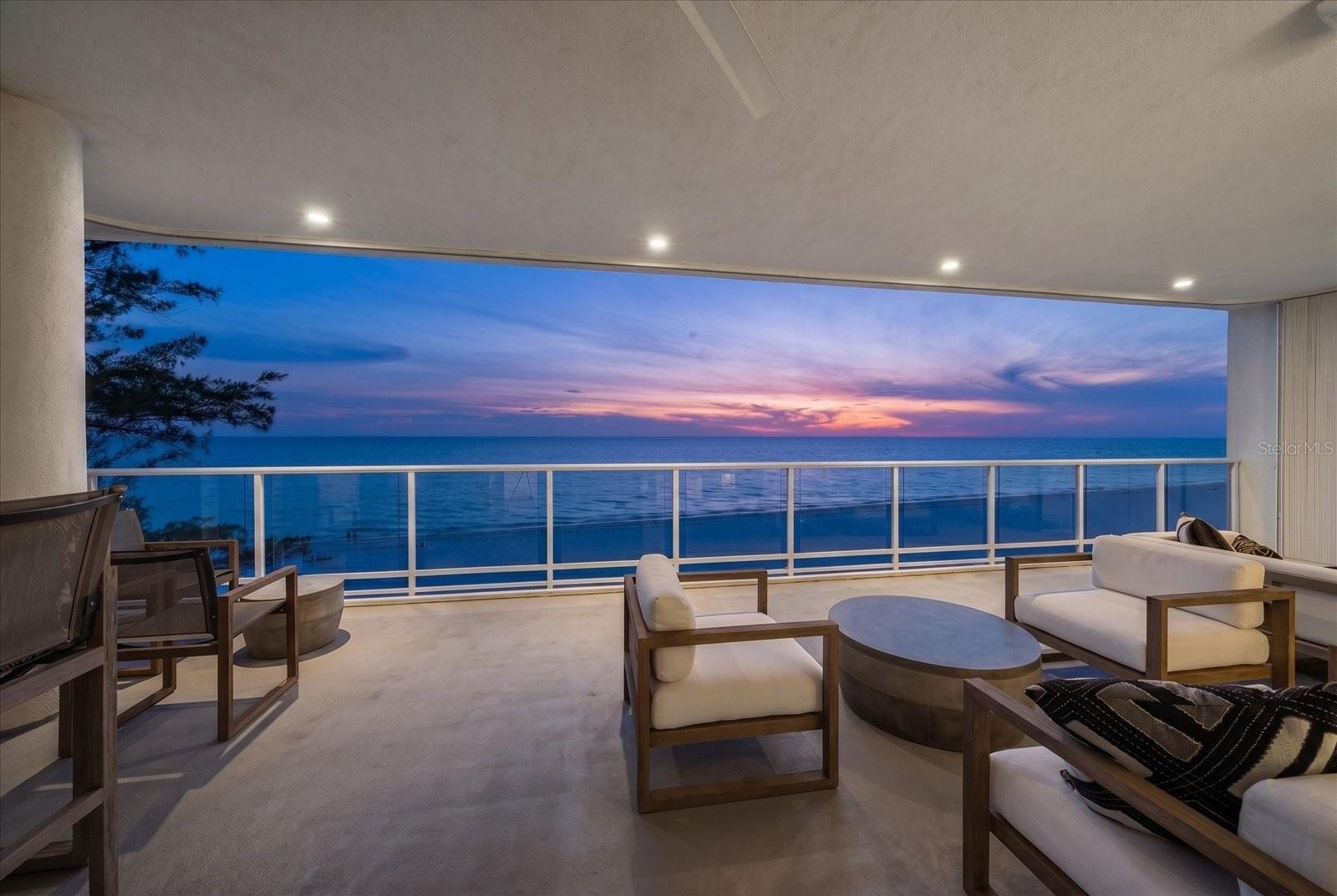 ONELLA CONDO - Residential