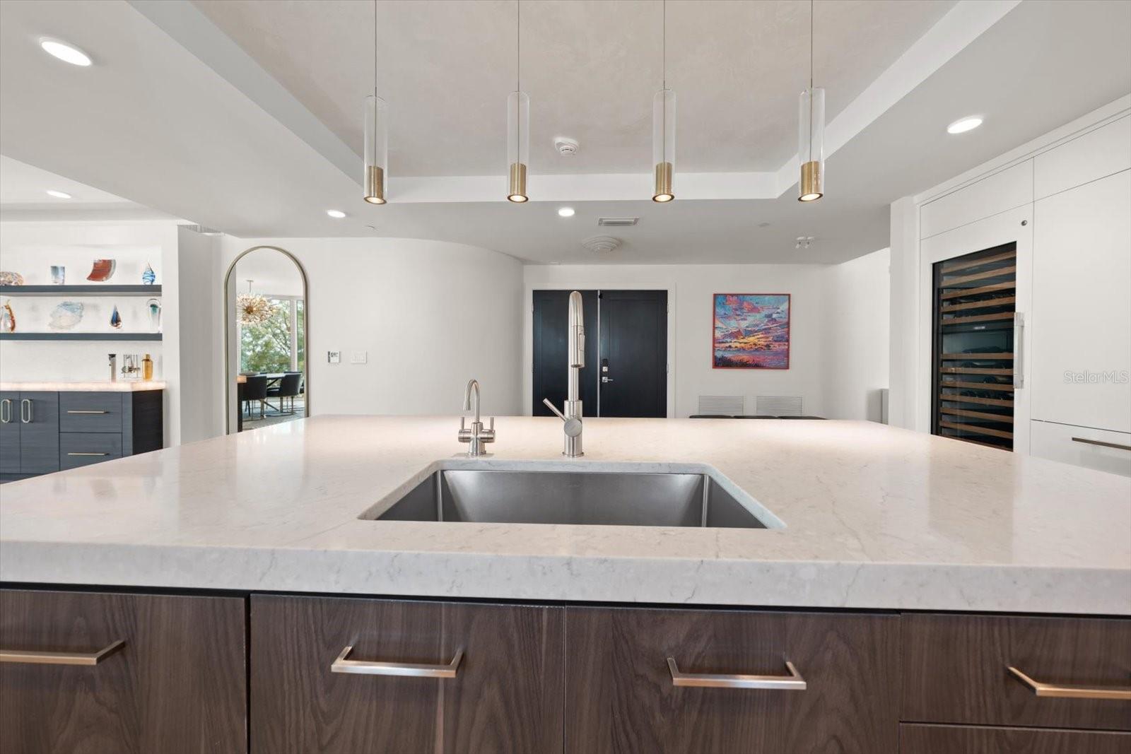 ONELLA CONDO - Residential