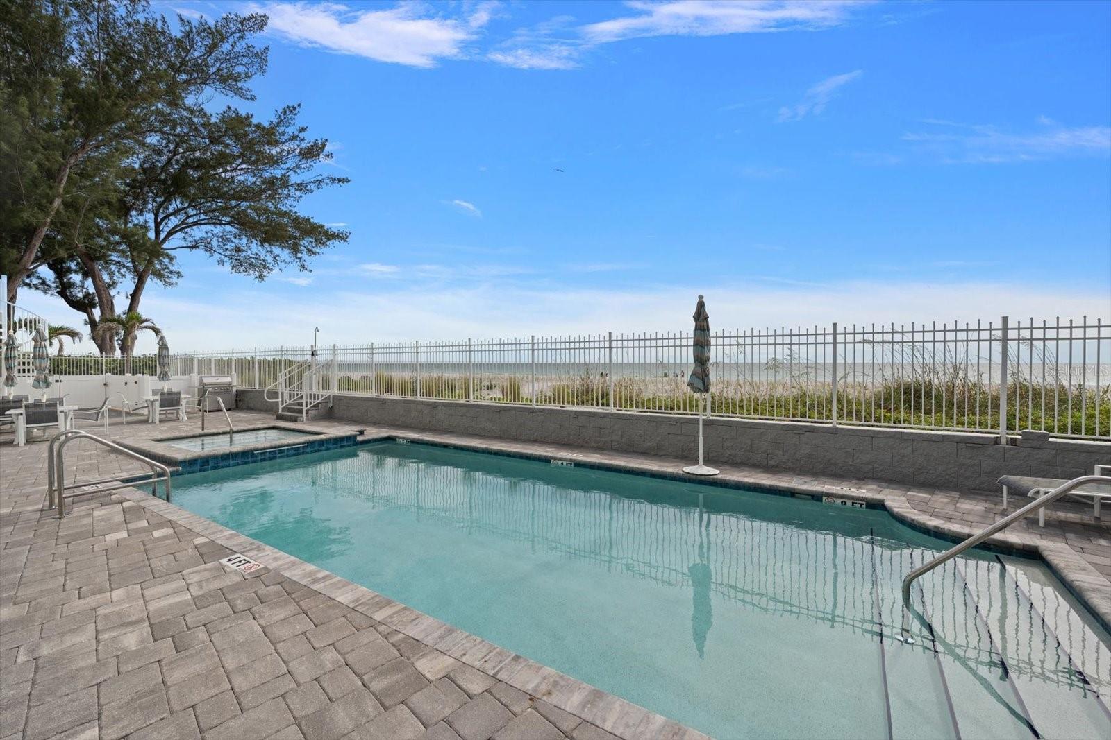 ONELLA CONDO - Residential
