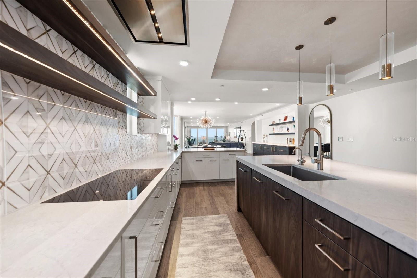 ONELLA CONDO - Residential