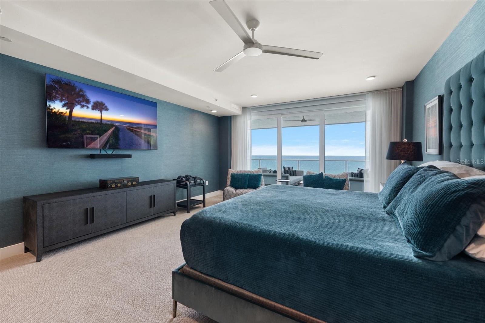 ONELLA CONDO - Residential