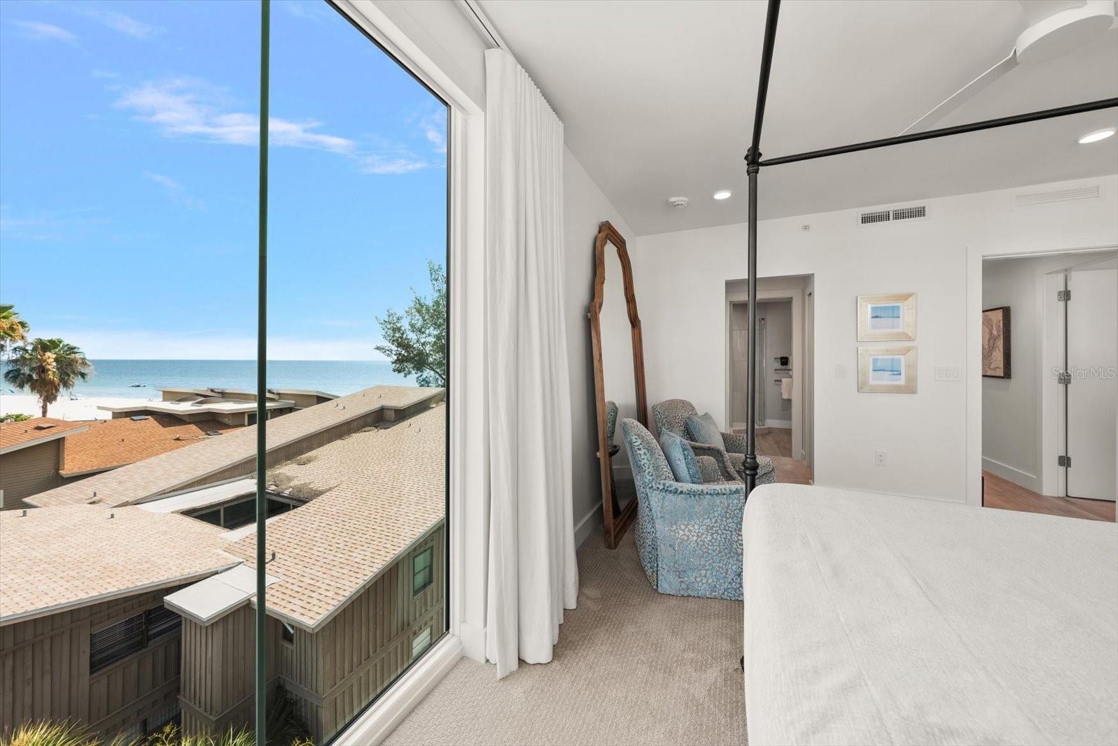 ONELLA CONDO - Residential