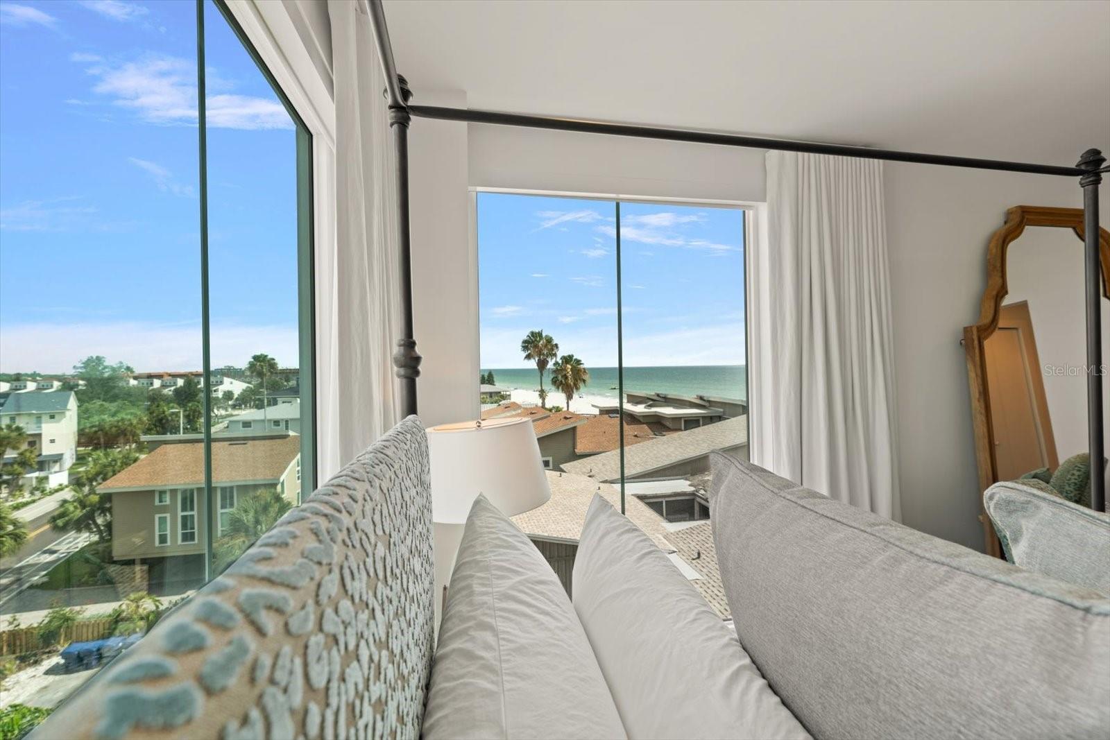 ONELLA CONDO - Residential