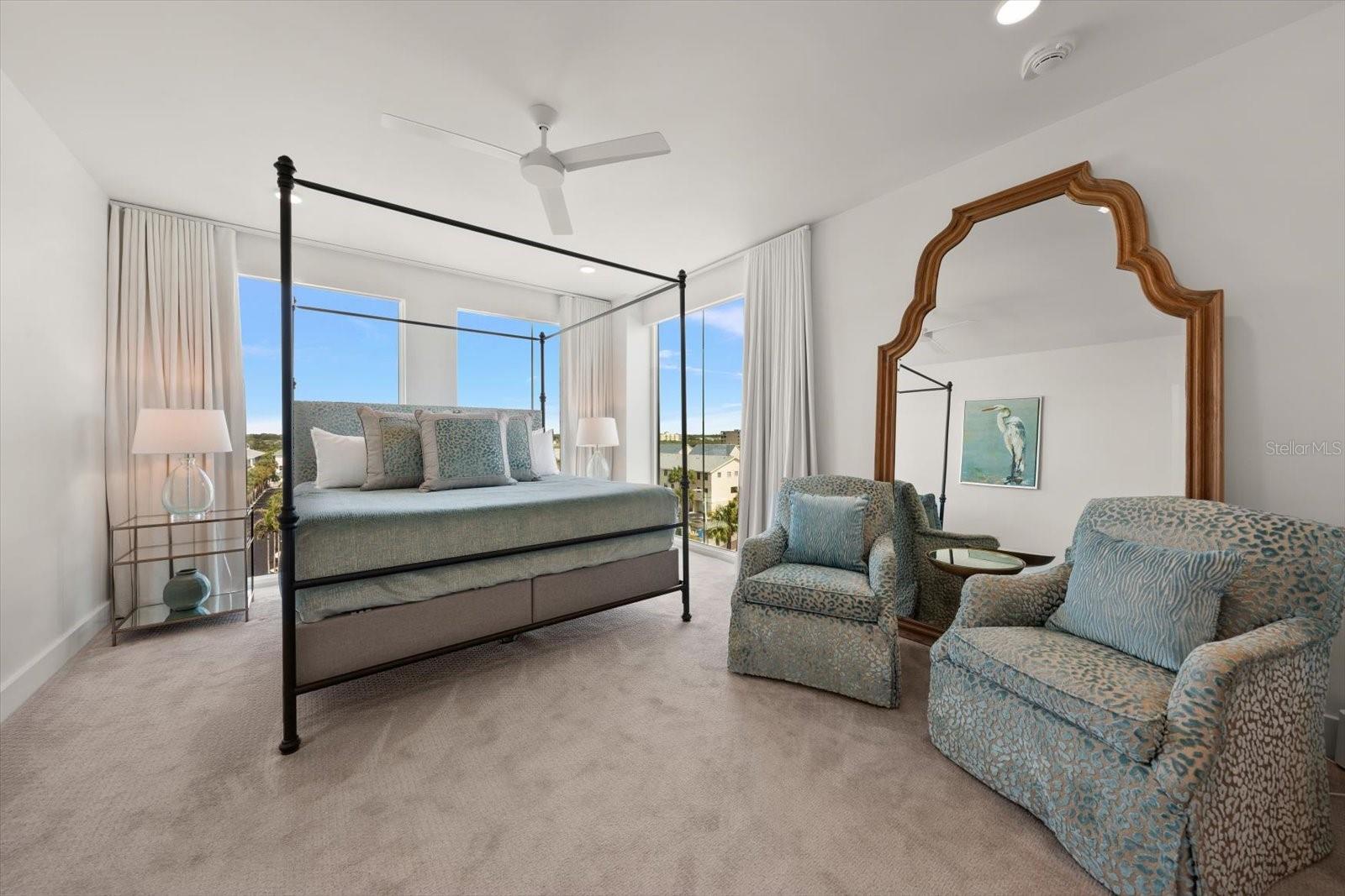 ONELLA CONDO - Residential