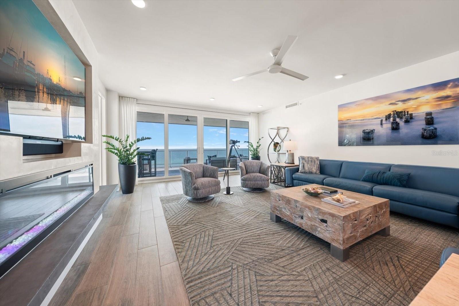 ONELLA CONDO - Residential