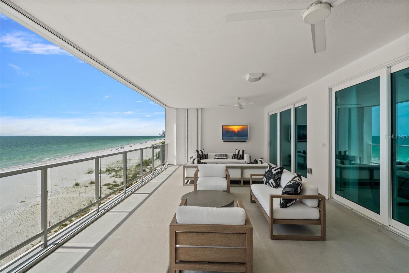 ONELLA CONDO - Residential