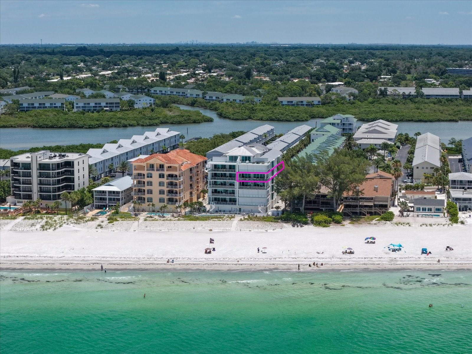 ONELLA CONDO - Residential