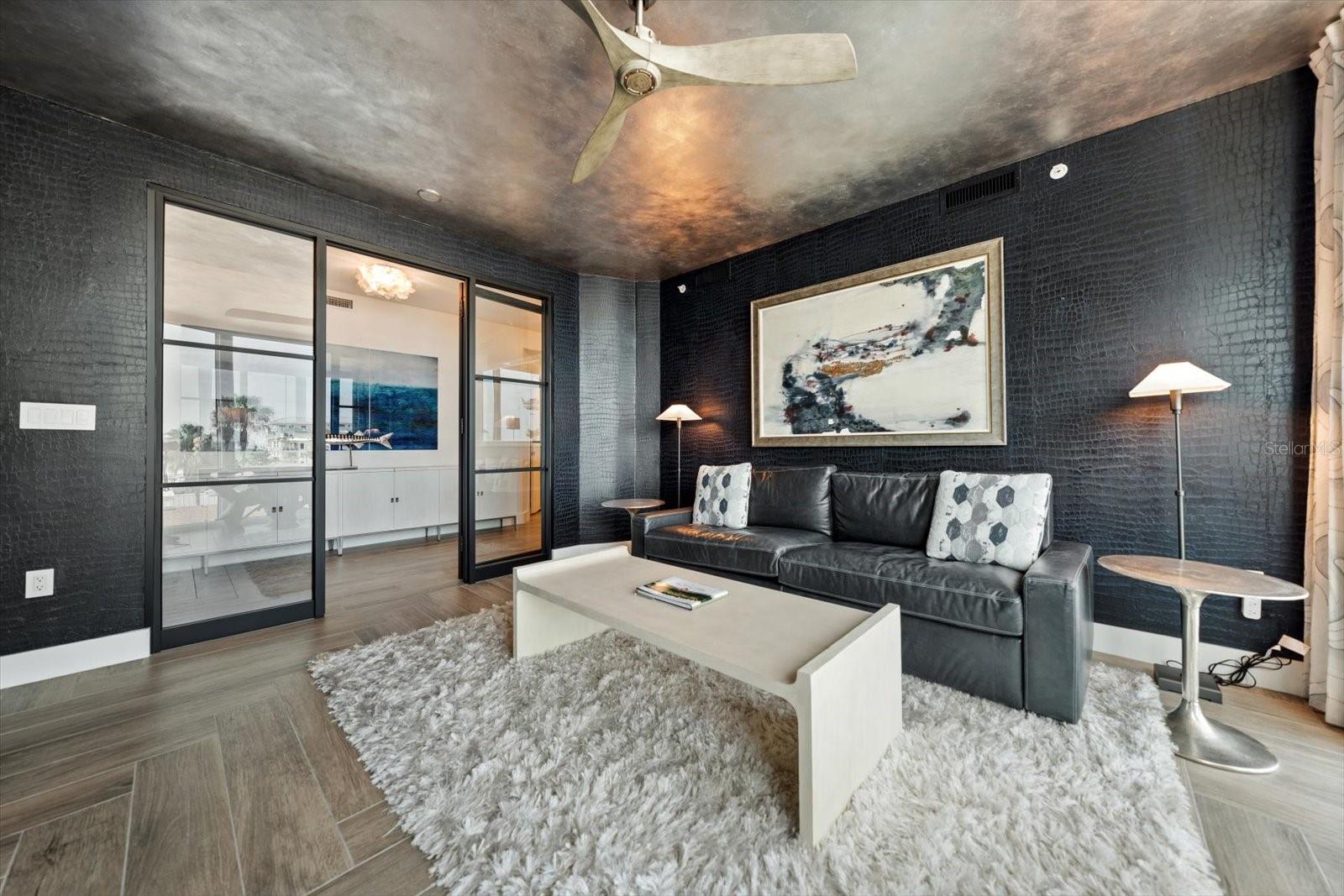 ONELLA CONDO - Residential