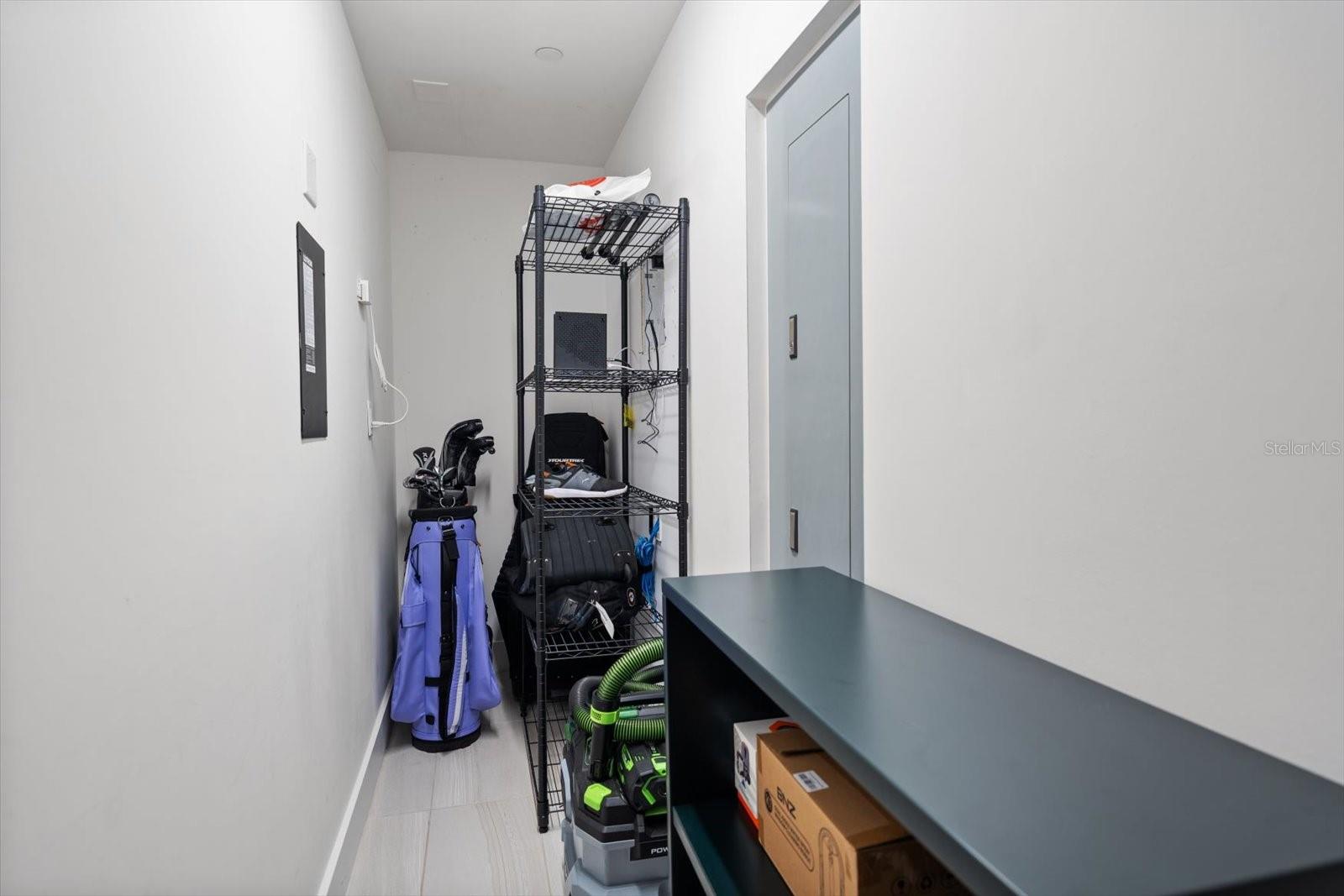 ONELLA CONDO - Residential