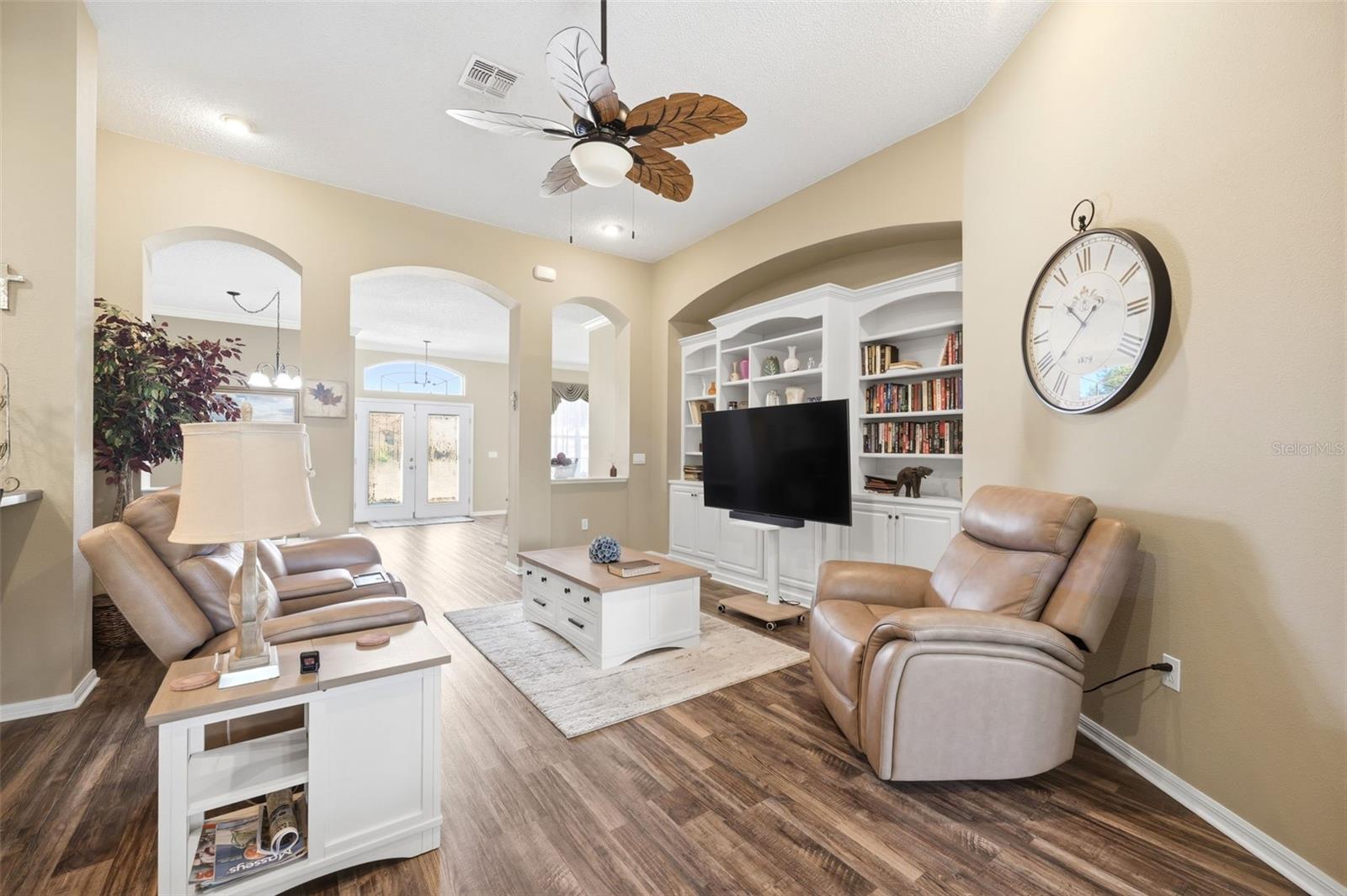 WELLINGTON AT SEVEN HILLS PH5A - Residential