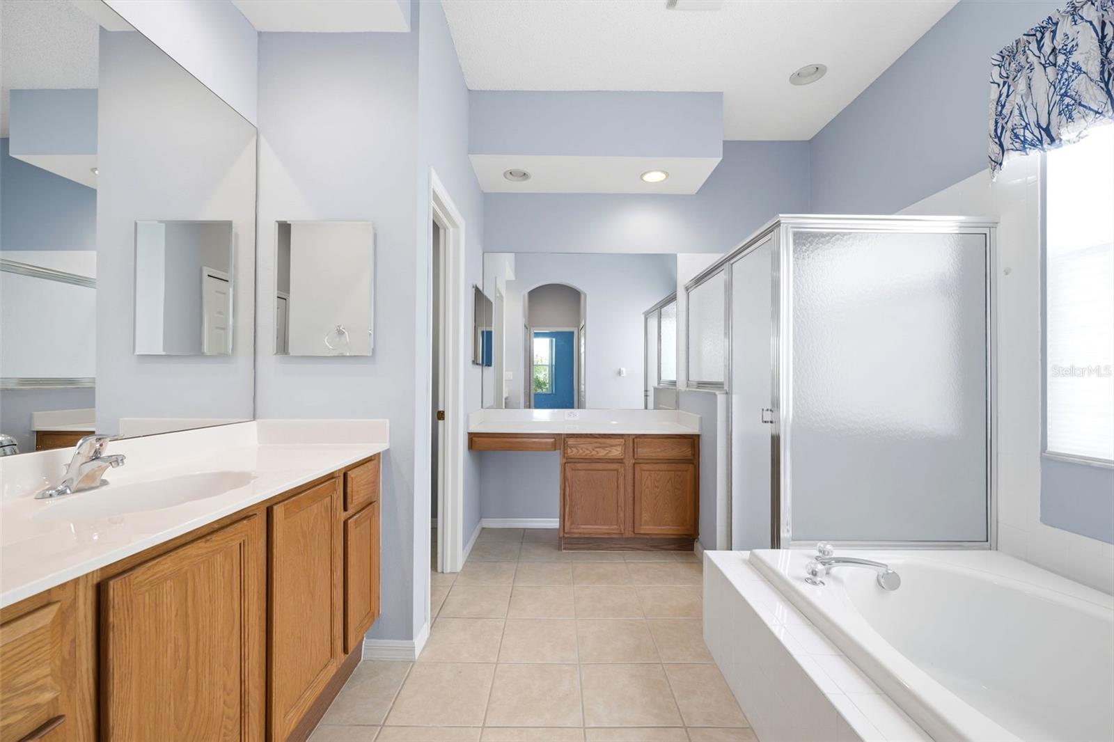 WELLINGTON AT SEVEN HILLS PH5A - Residential