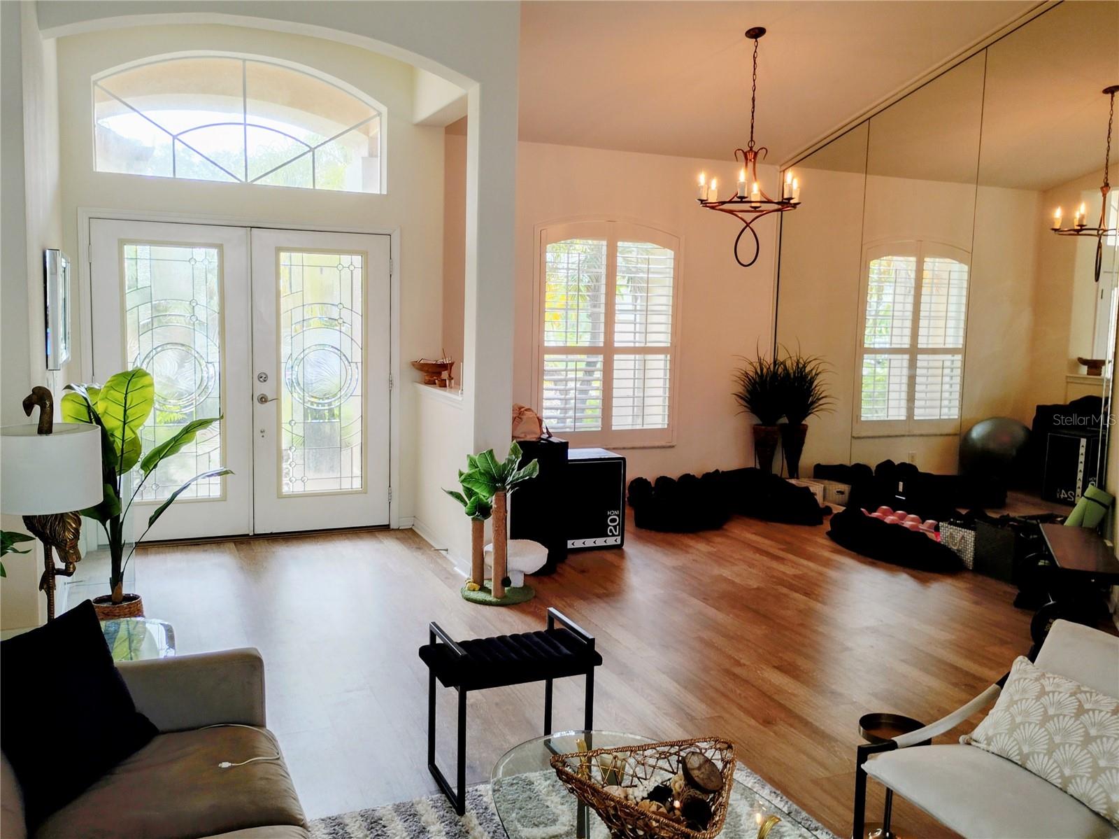 LAKESIDE PRESERVE - Residential