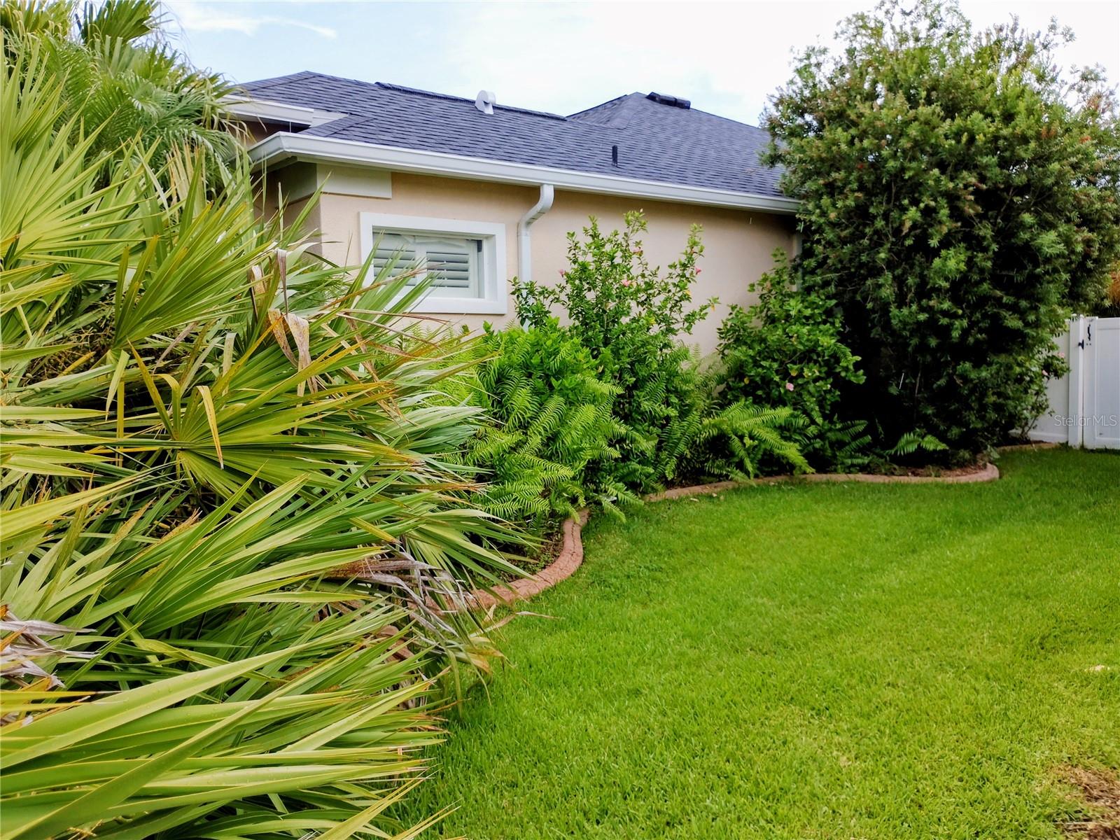 LAKESIDE PRESERVE - Residential