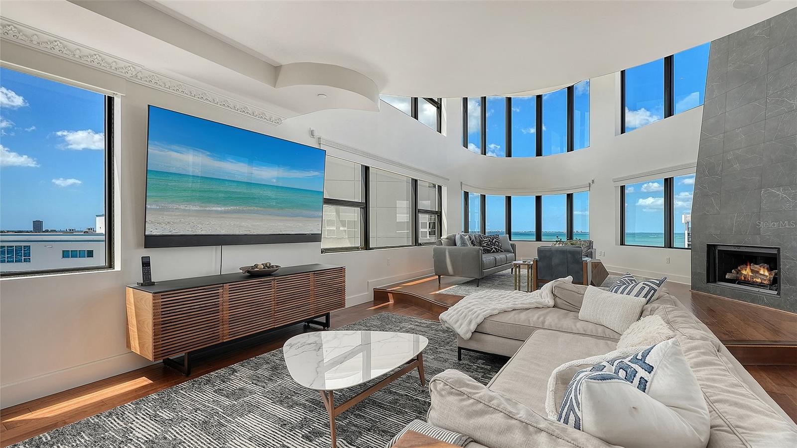 VISTA BAY POINT - Residential