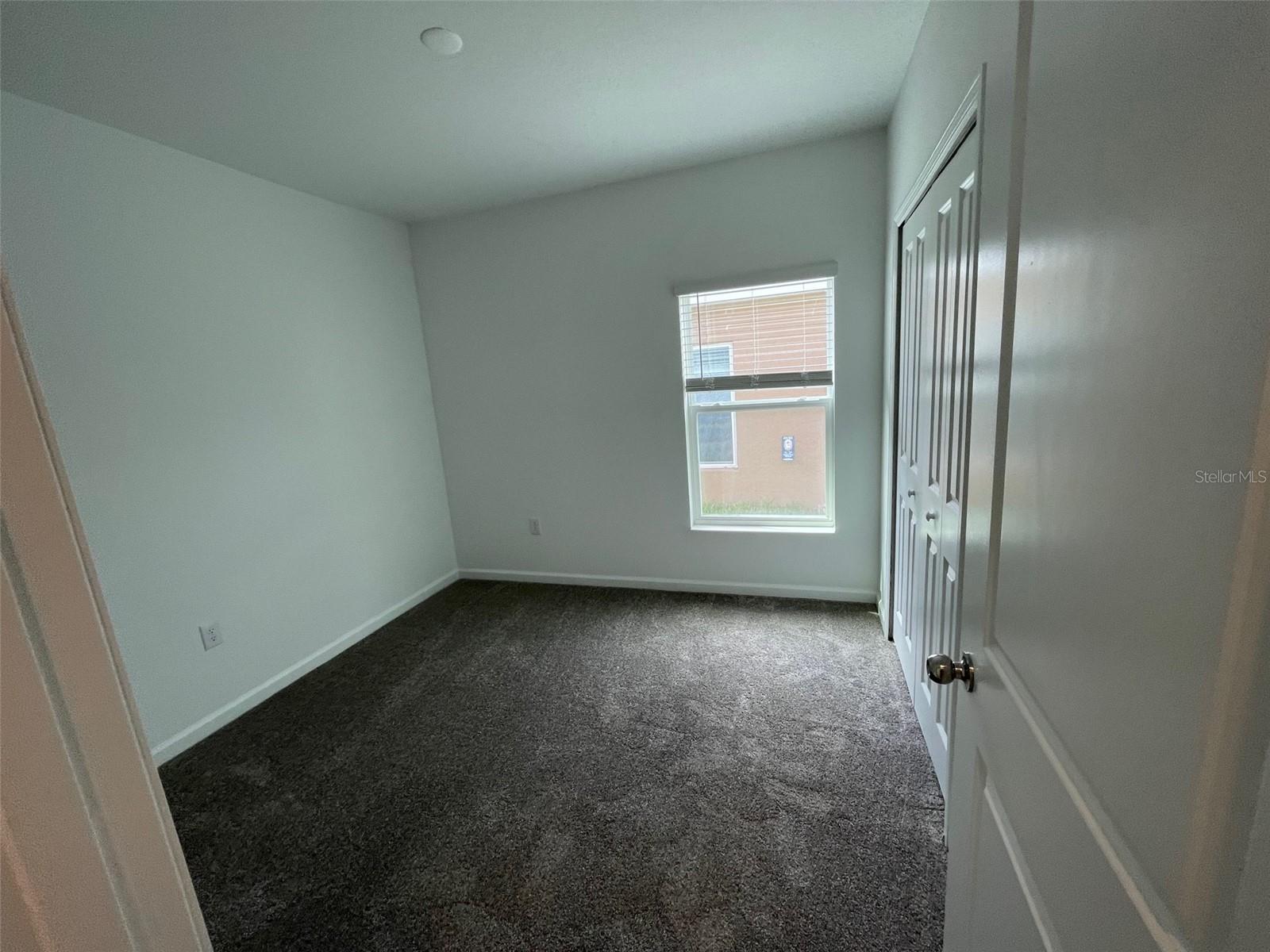 CASCADES PHASES 1A AND 1B - Residential Lease