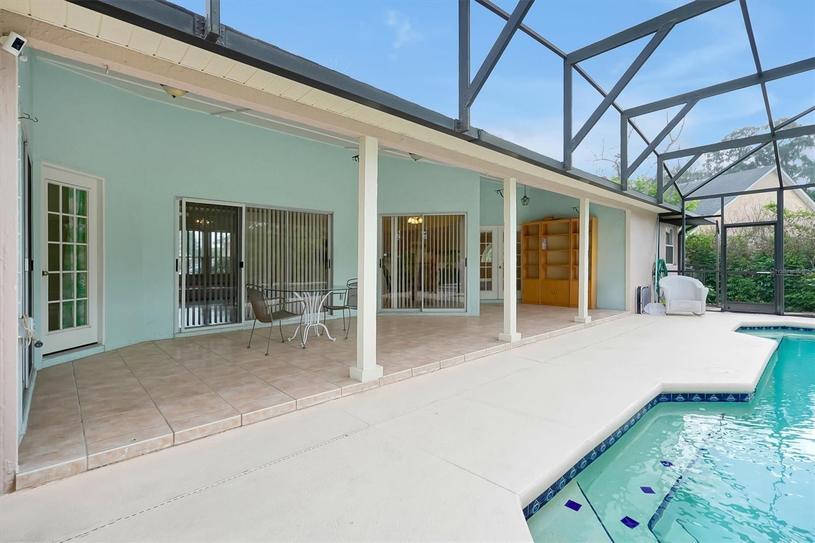 ARBOR CLUB - Residential