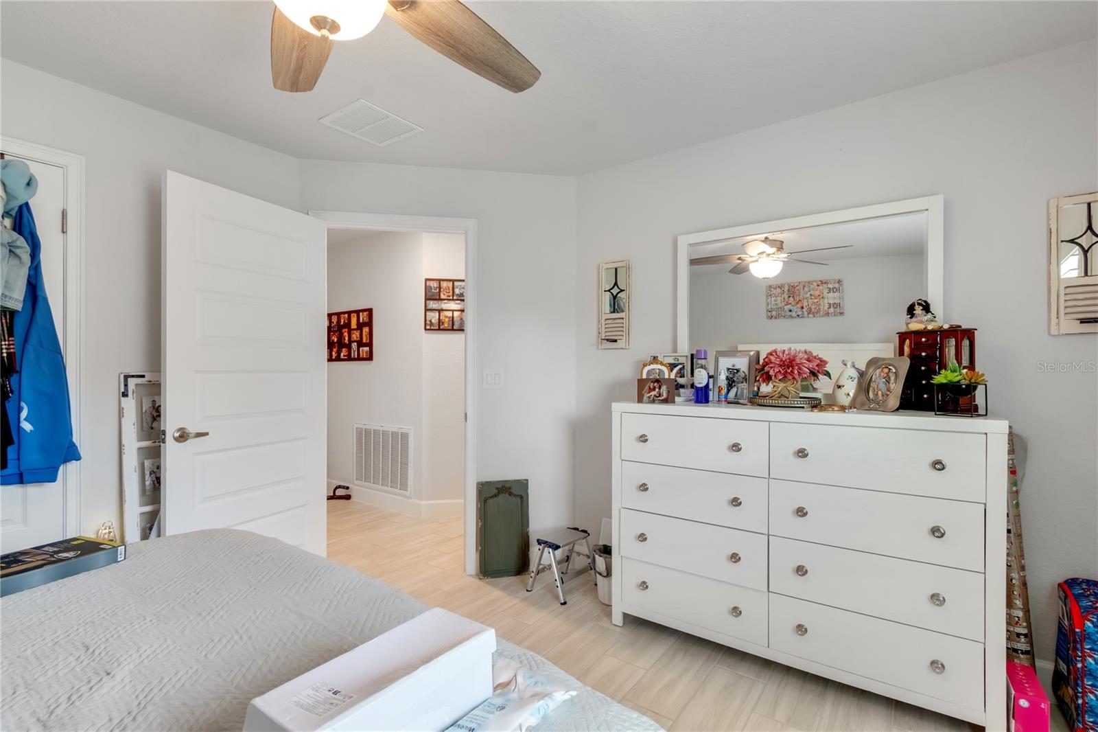 JULIETTE FALLS - Residential