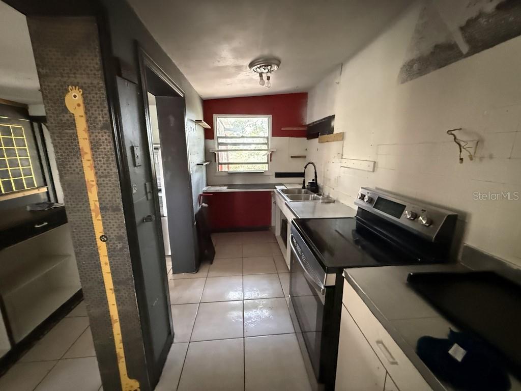 CLAIR MEL CITY UNIT 31 - Residential