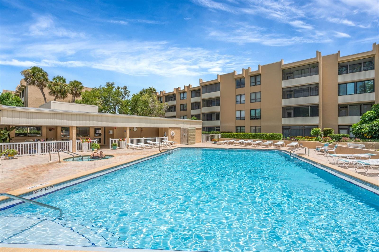 COVE CAY 26-14 VILLAGE I - Residential
