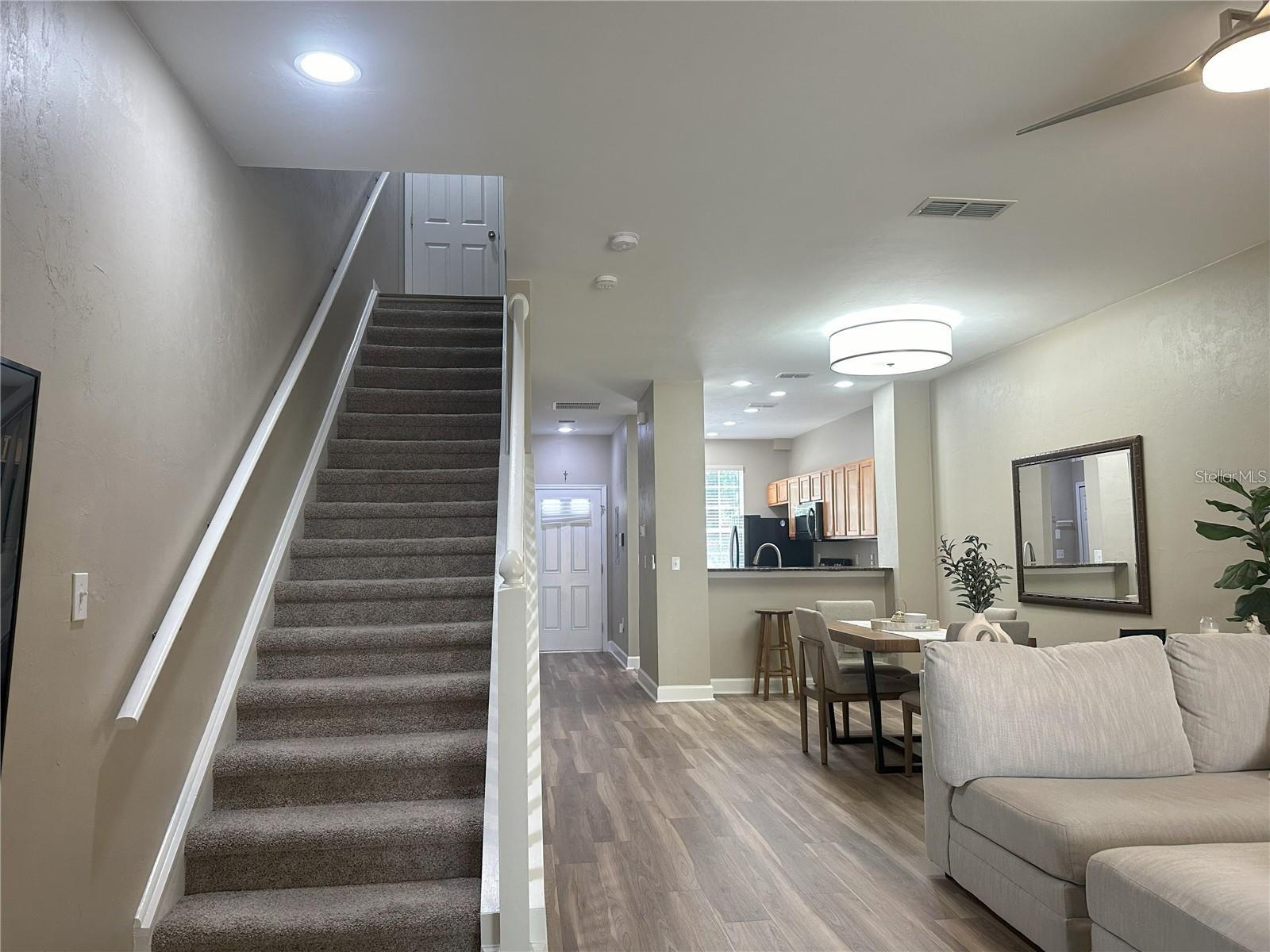 GARLAND CONDOS - Residential Lease