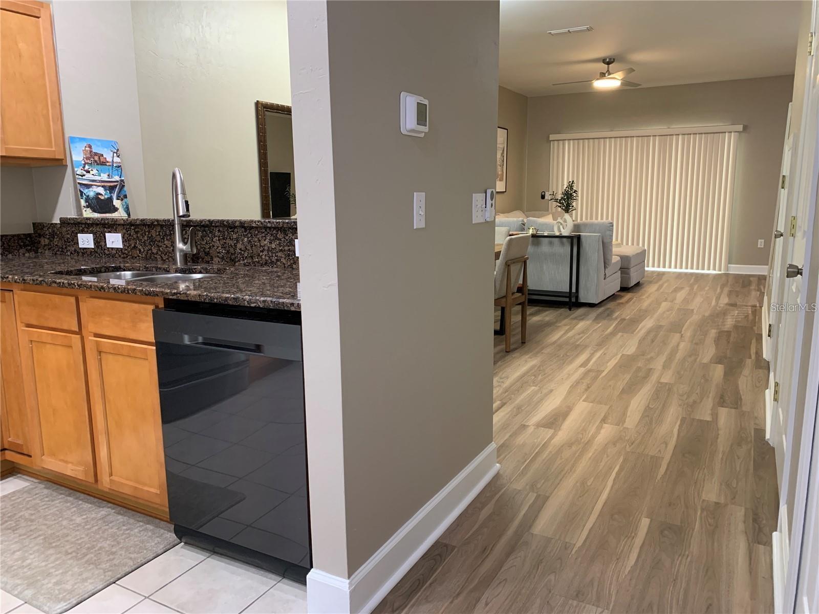 GARLAND CONDOS - Residential Lease