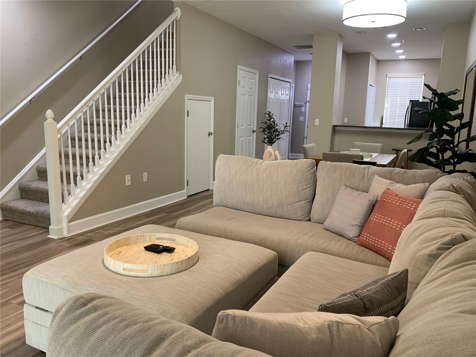 GARLAND CONDOS - Residential Lease