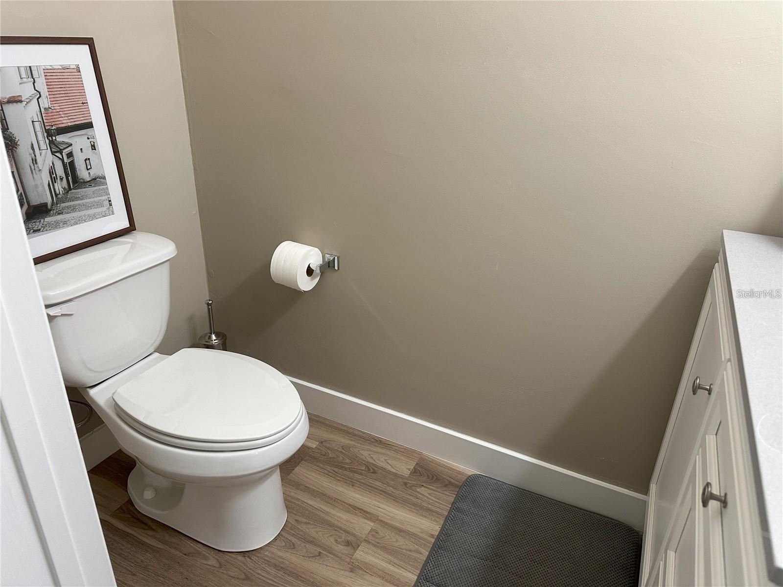 GARLAND CONDOS - Residential Lease