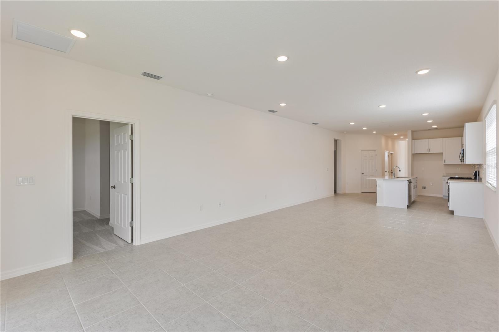 HIGHFIELD AT TWISTED OAKS - Residential