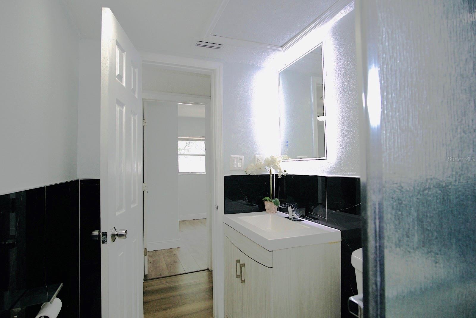 ADAMO ACRES SUB UN 1 - Residential