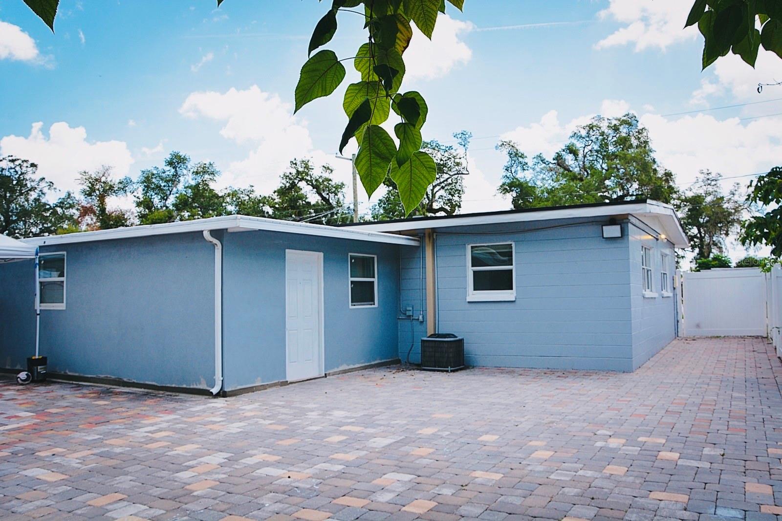 ADAMO ACRES SUB UN 1 - Residential