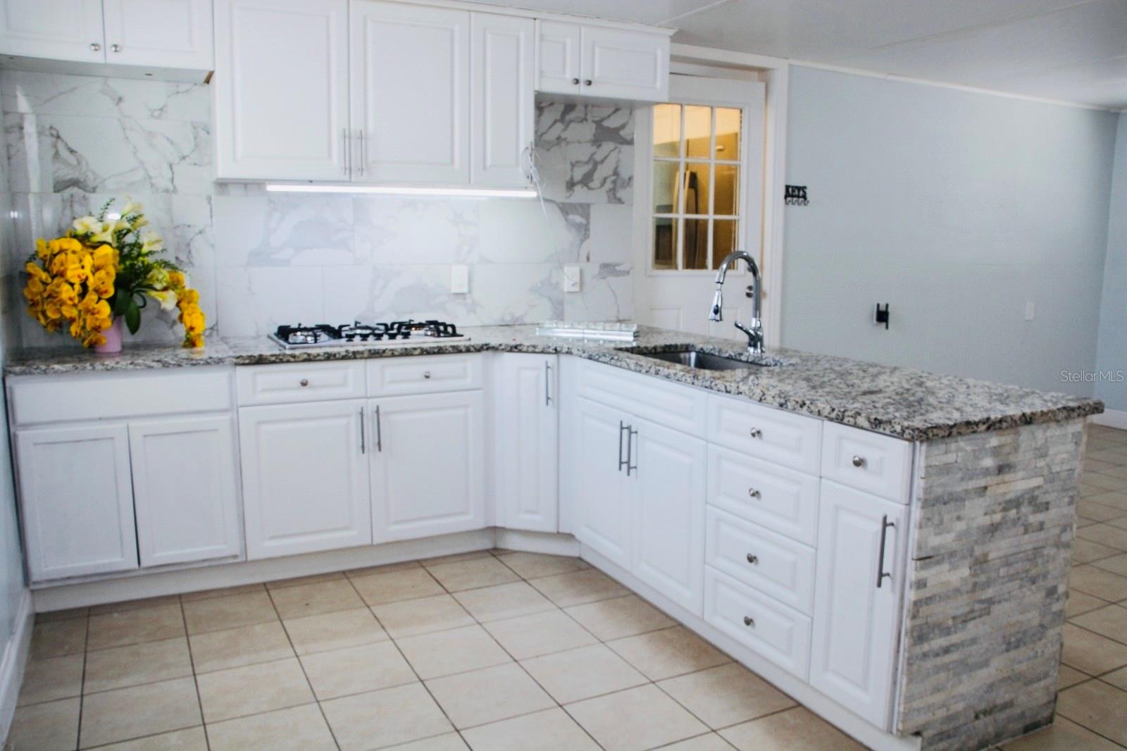 ADAMO ACRES SUB UN 1 - Residential