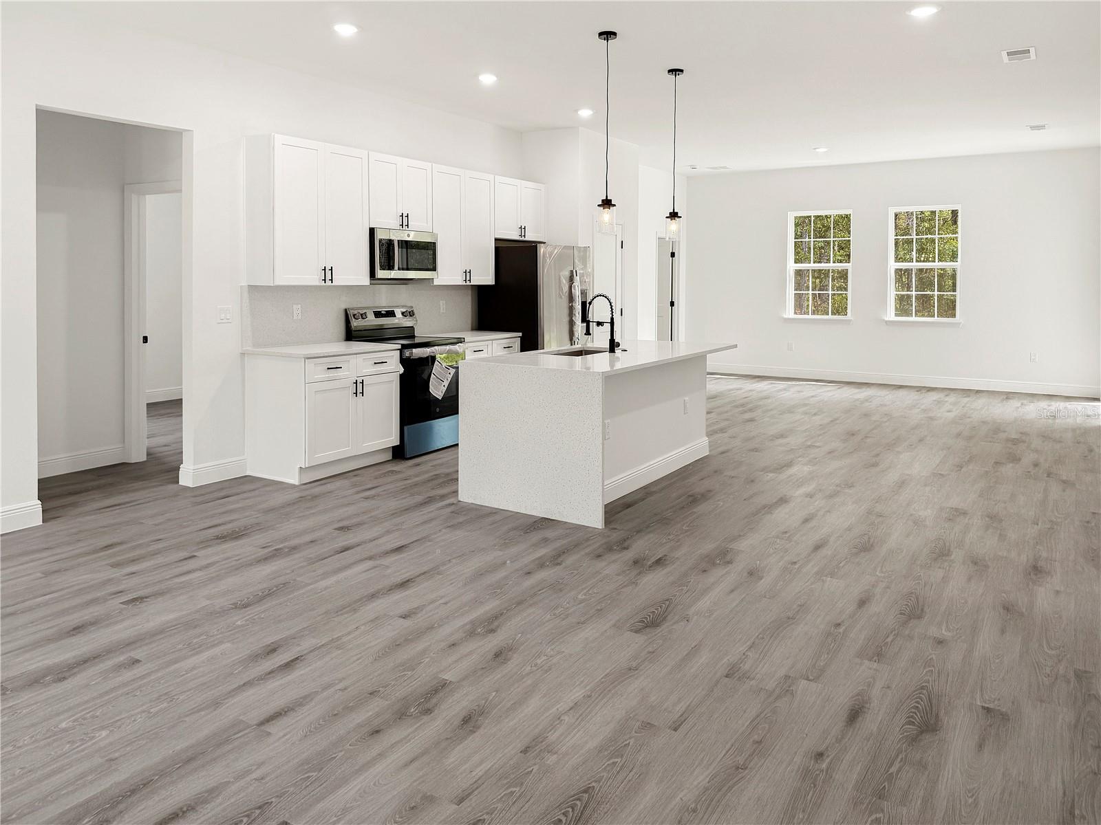 MARION OAKS UN 04 - Residential