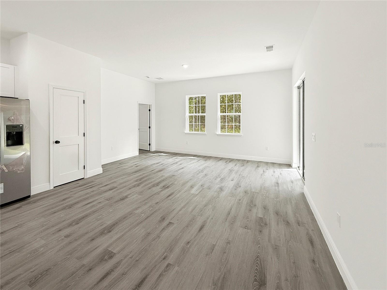 MARION OAKS UN 04 - Residential