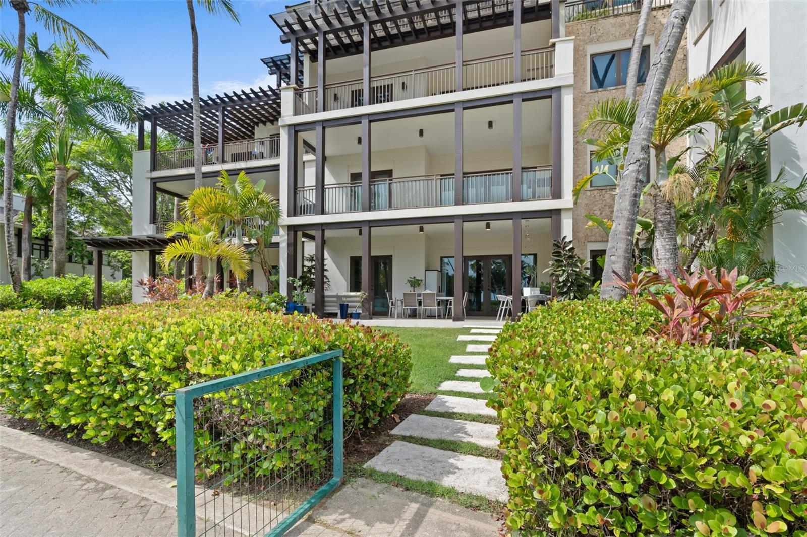 BAHIA BEACH RESORT LAS VENTANAS II - Residential