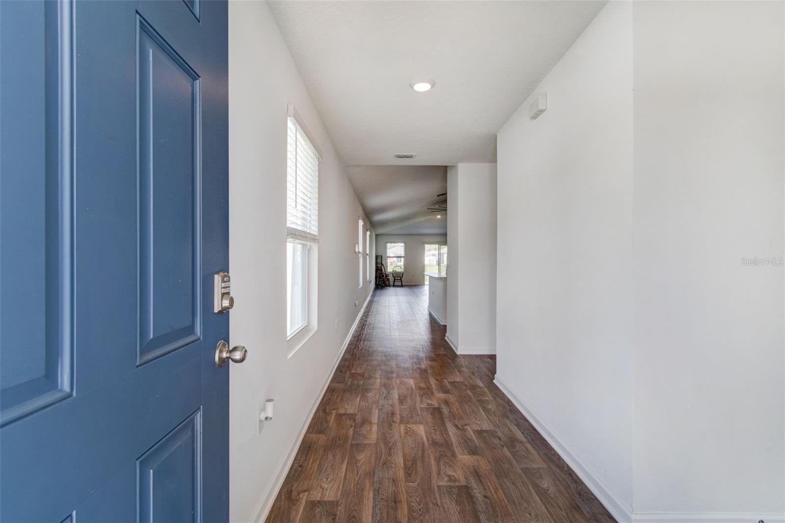 RAVENSWOOD VILLAGE - Residential