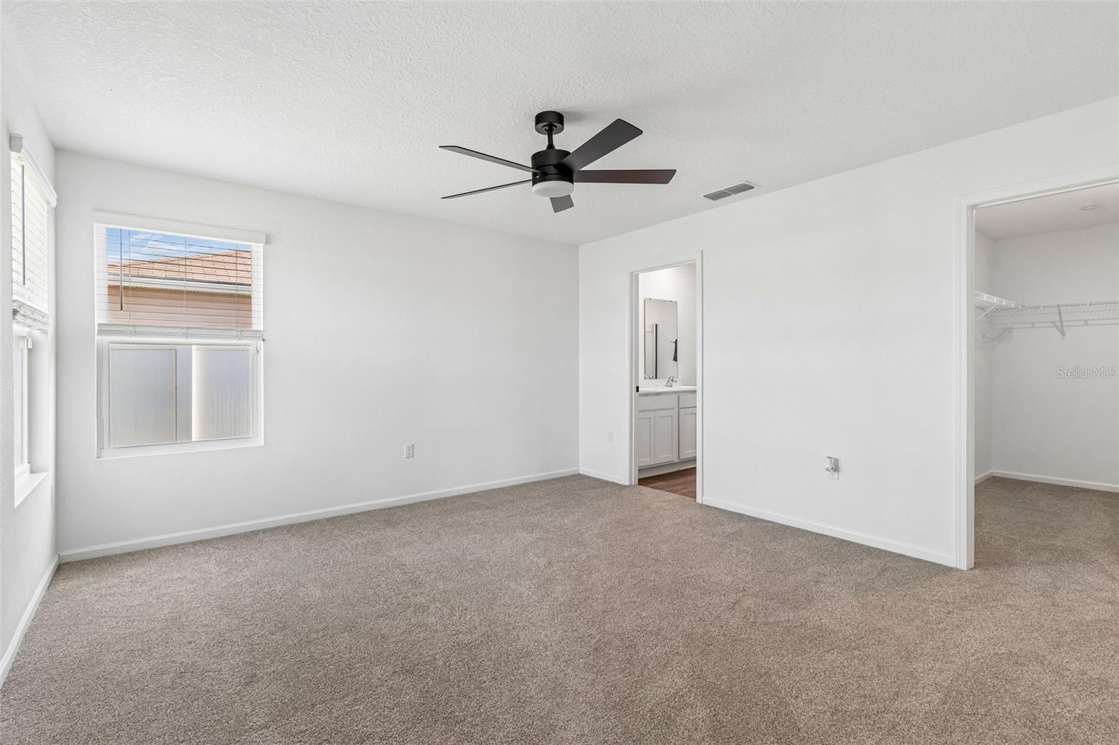 RAVENSWOOD VILLAGE - Residential