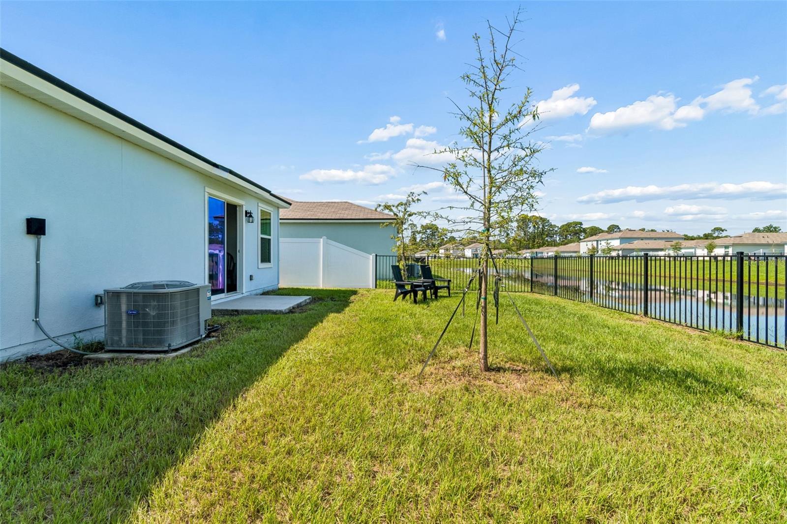 RAVENSWOOD VILLAGE - Residential