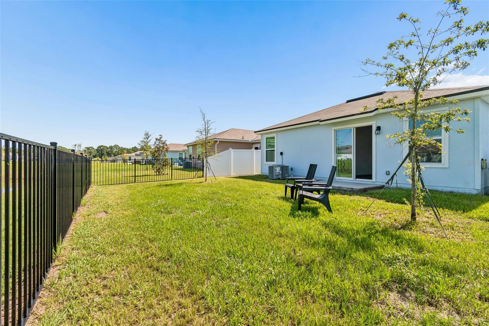 RAVENSWOOD VILLAGE - Residential