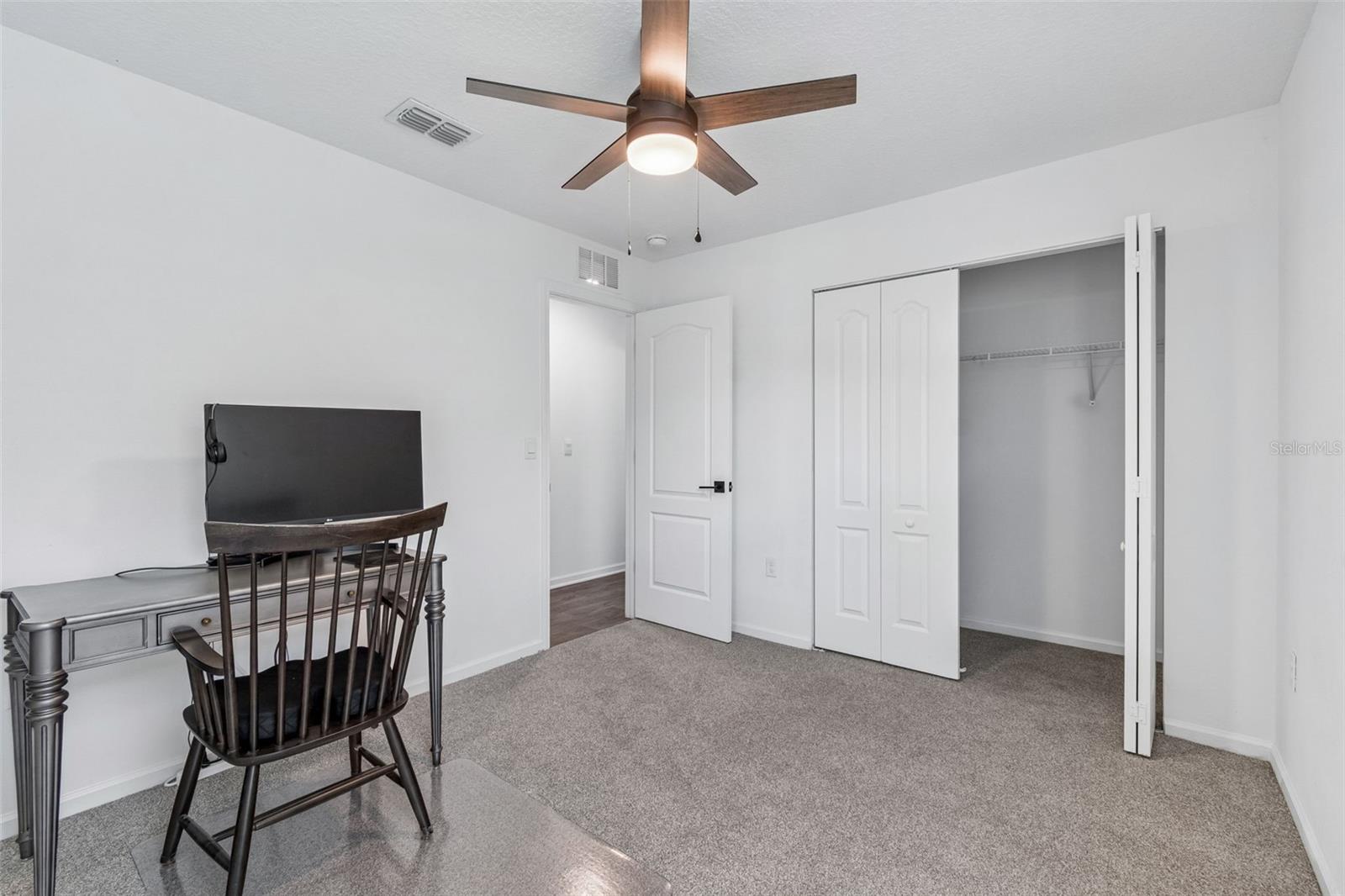 RAVENSWOOD VILLAGE - Residential