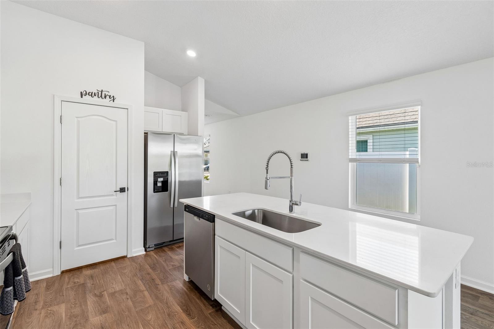 RAVENSWOOD VILLAGE - Residential