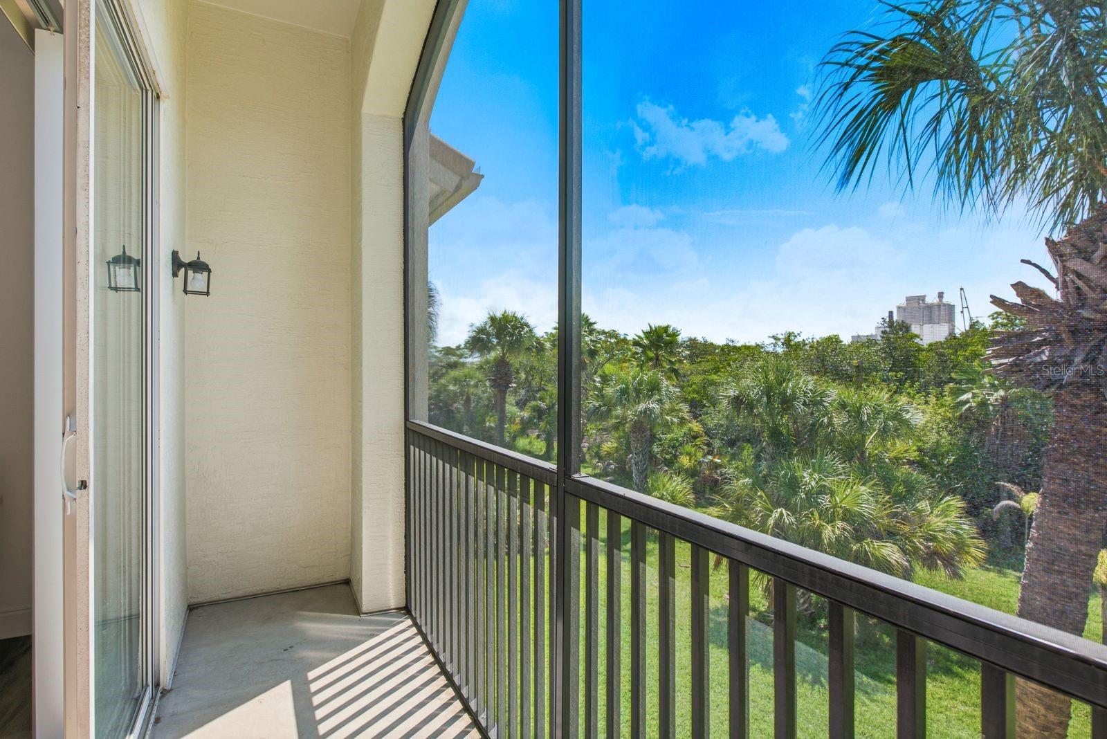 ISLAND WALK A CONDO - Residential