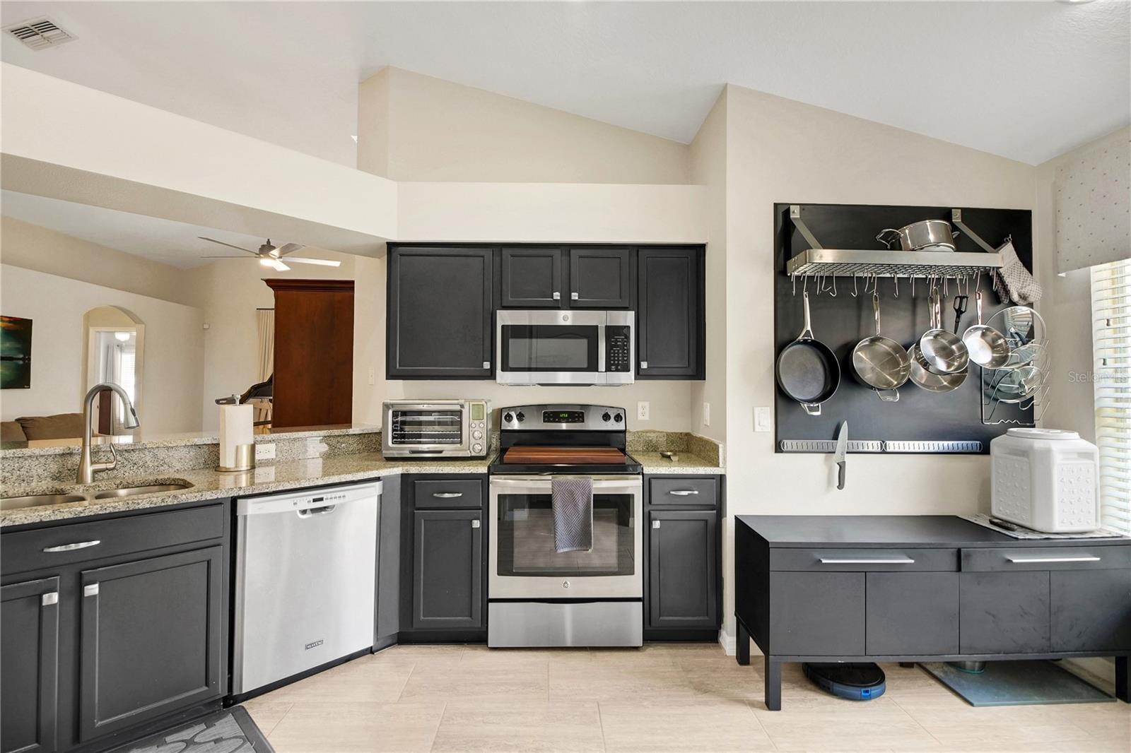 BRIDGEWATER - Residential