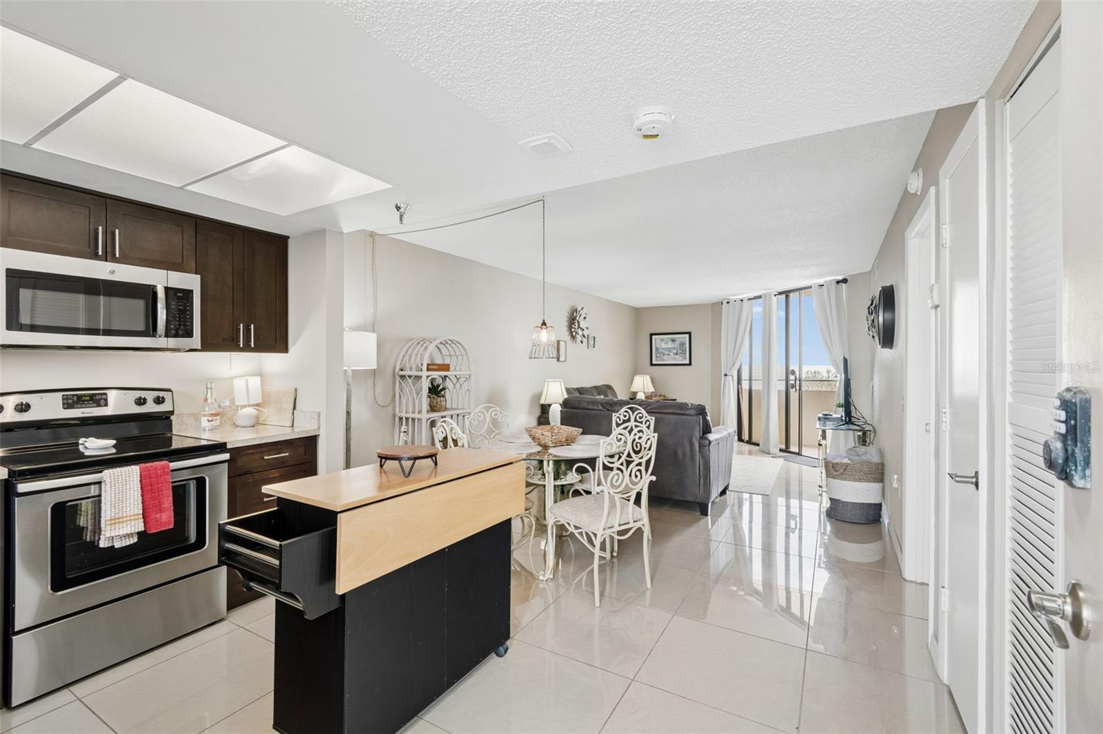 GULF ISLAND BEACH TENNIS - Residential